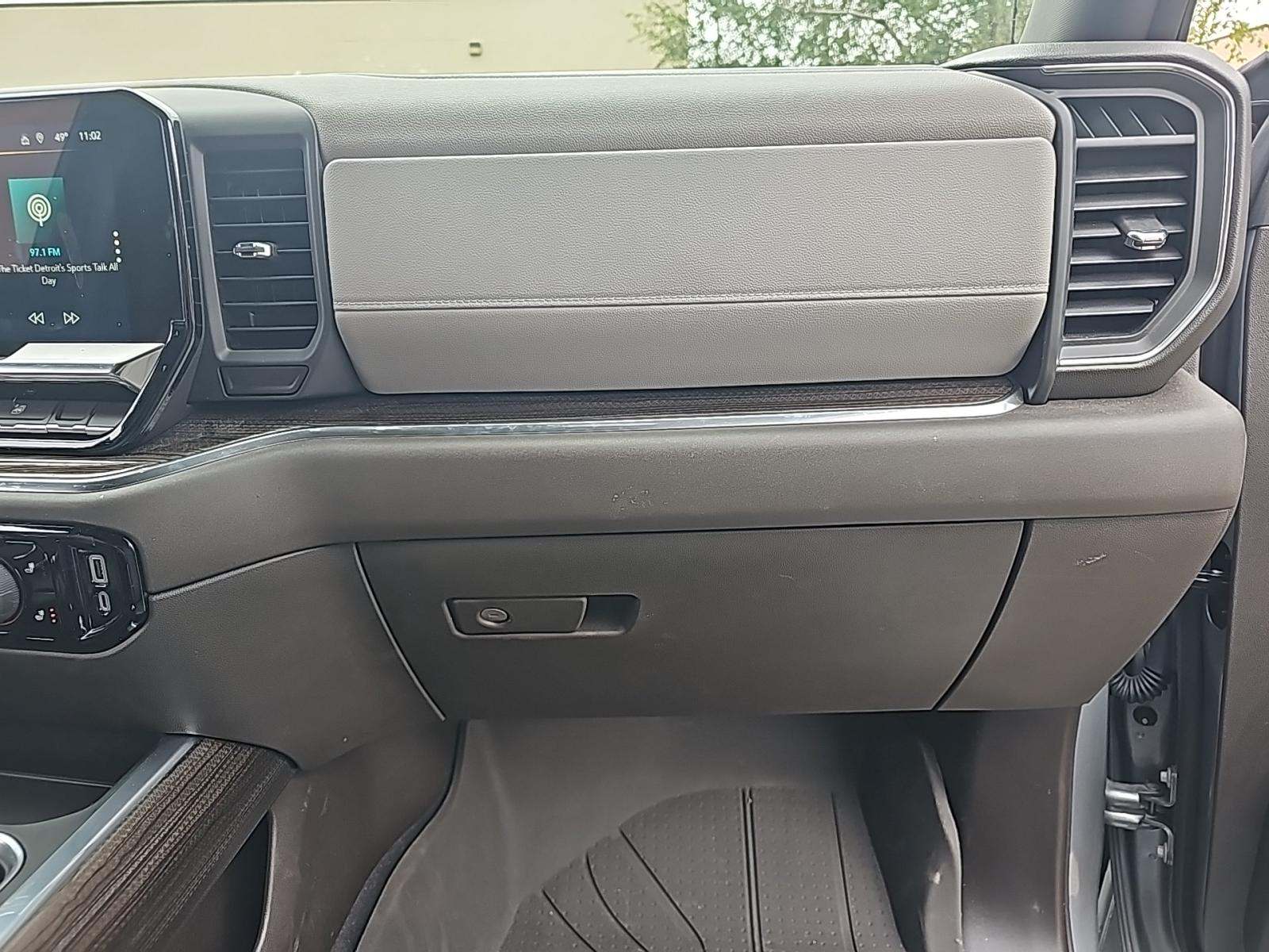 2024 Chevrolet Silverado 1500 RST AWD