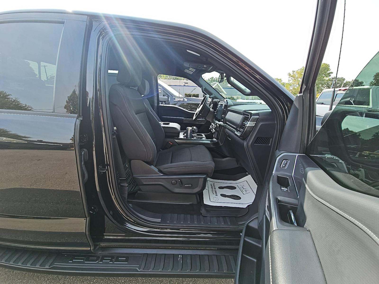 2023 Ford F-150 XLT AWD