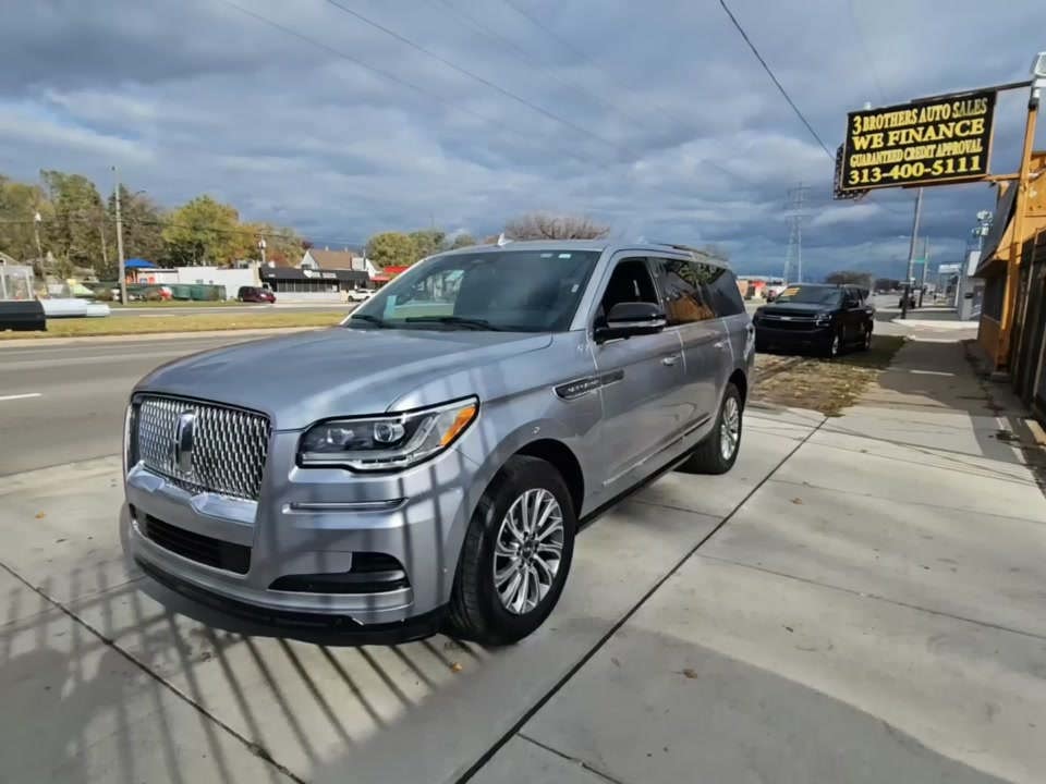 2023 Lincoln Navigator Standard AWD