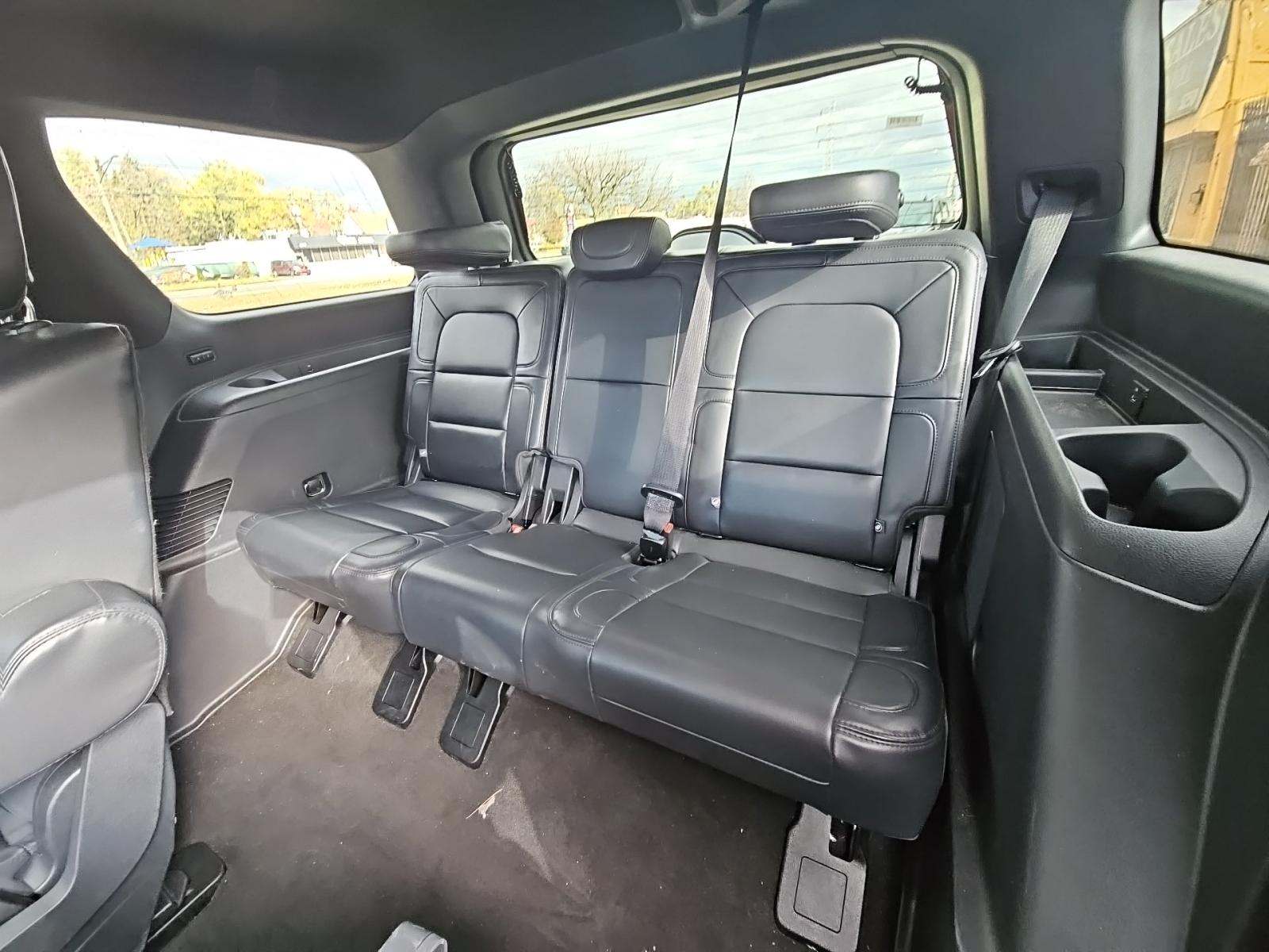 2023 Lincoln Navigator Standard AWD