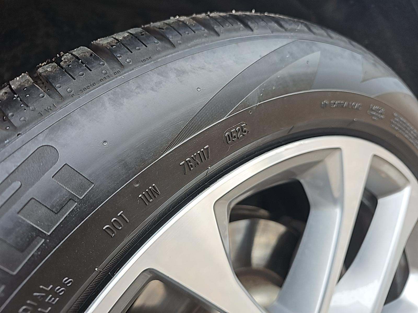 2023 BMW X5 xDrive40i AWD