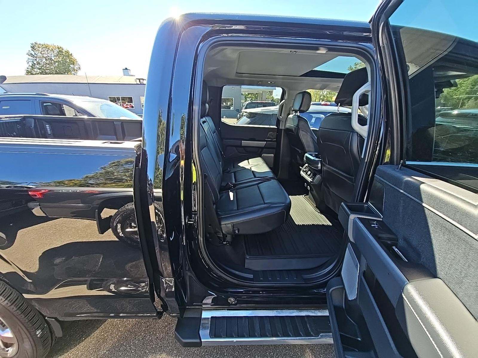 2023 Ford F-150 Lariat AWD