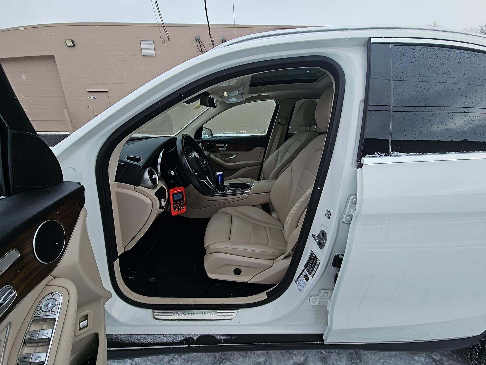 2022 Mercedes-Benz GLC GLC 300 AWD