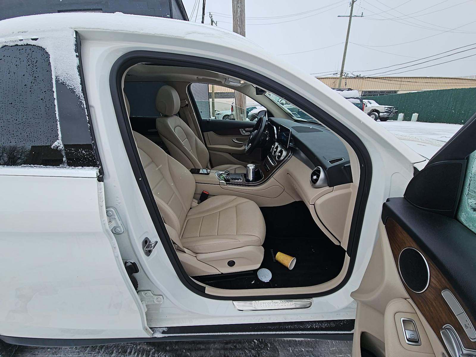 2022 Mercedes-Benz GLC GLC 300 AWD