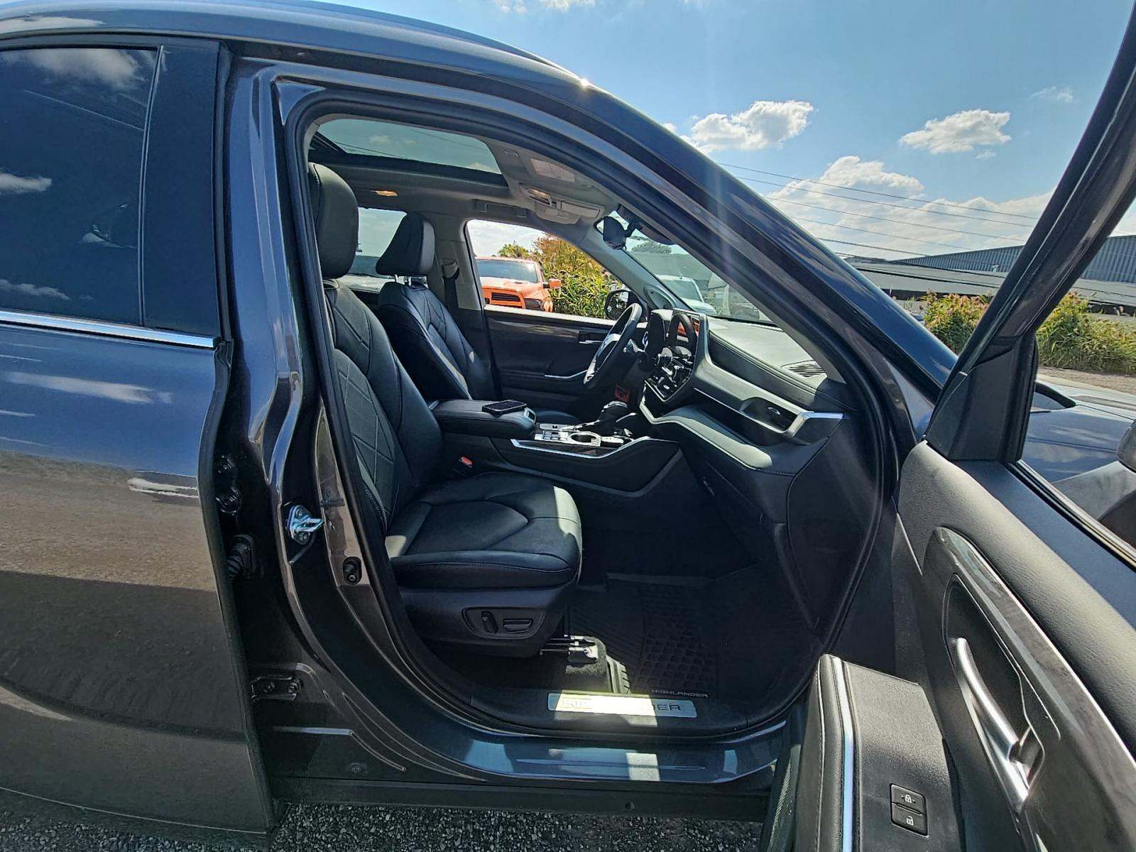 2024 Toyota Highlander Hybrid Limited AWD