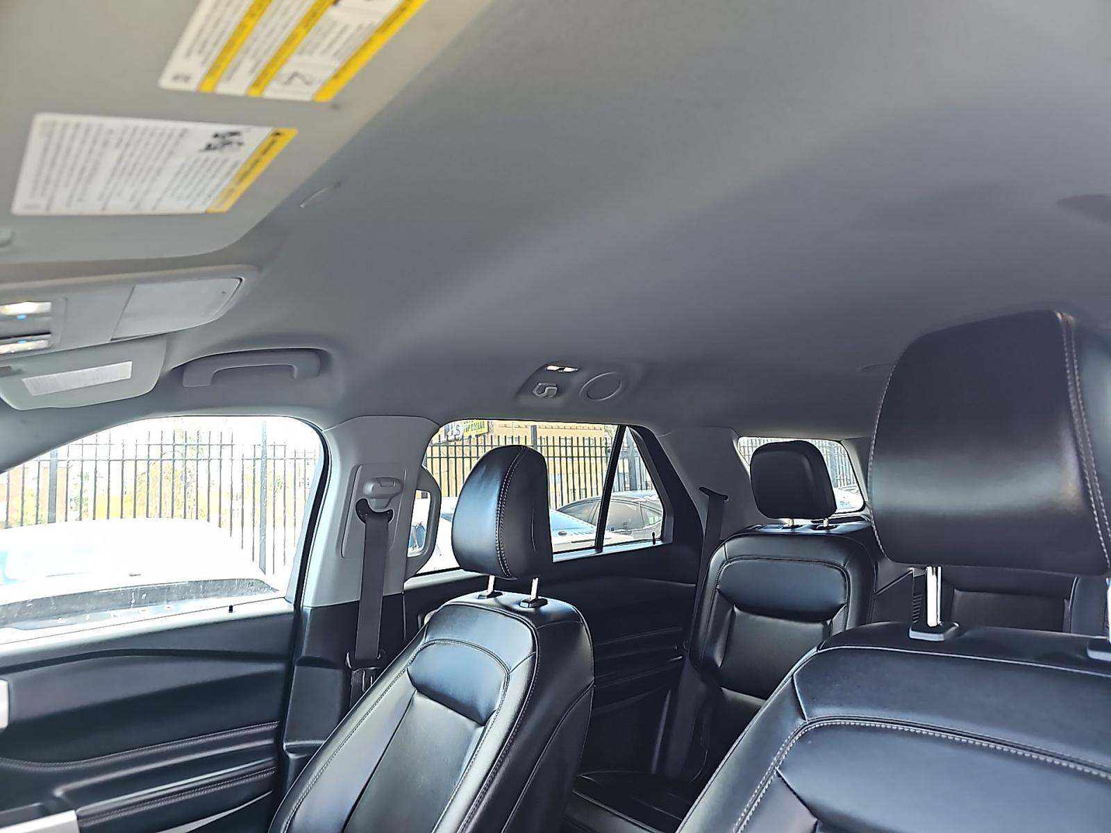 2023 Ford Explorer XLT AWD