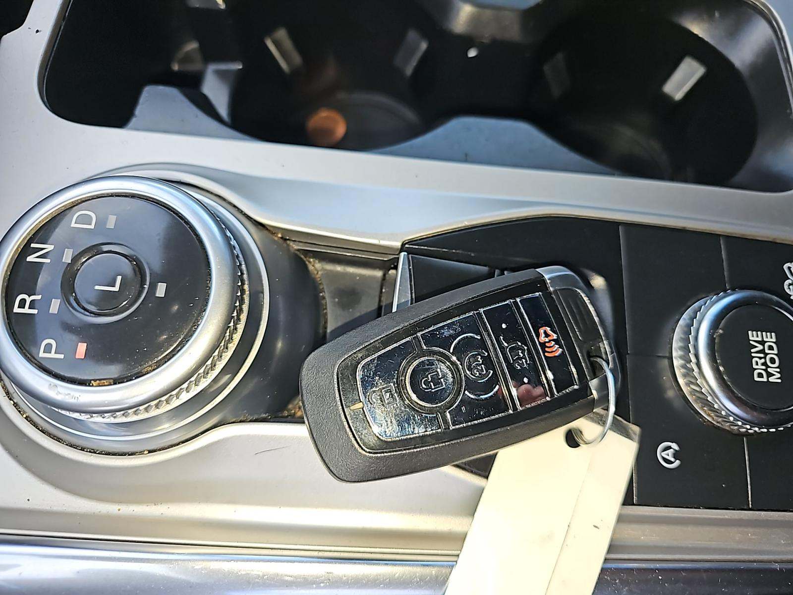 2023 Ford Explorer XLT AWD