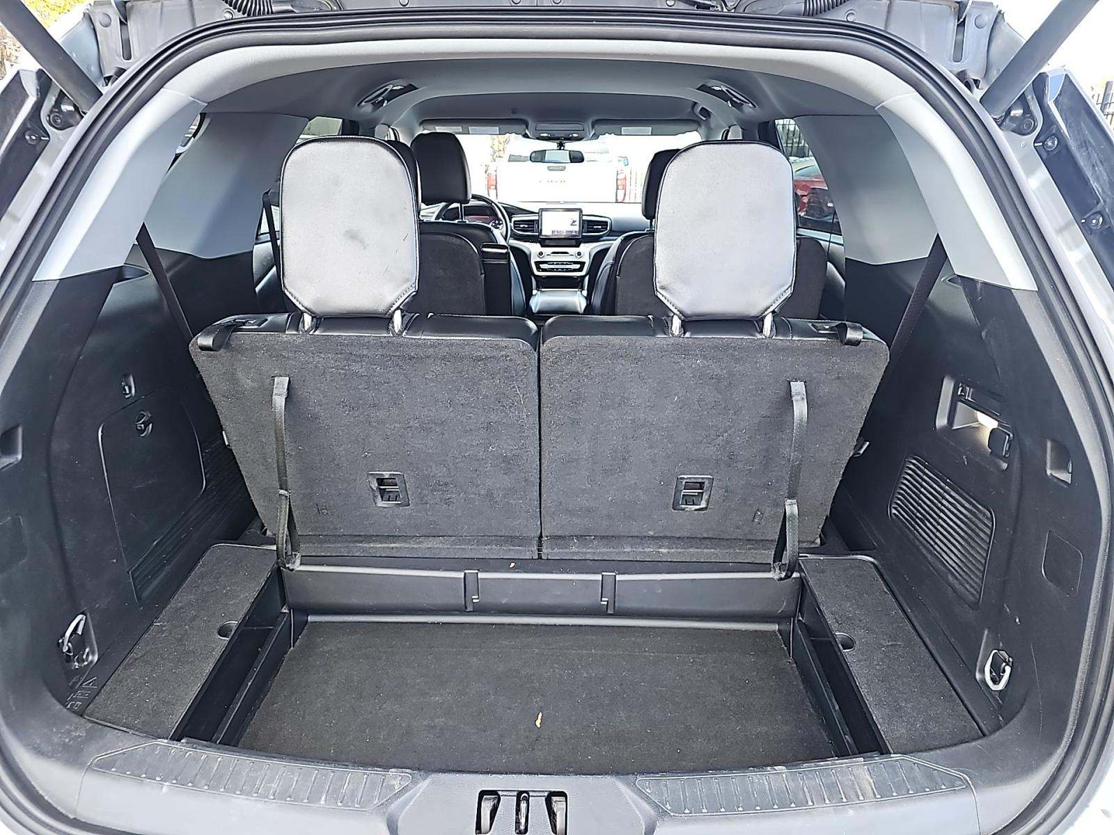 2023 Ford Explorer XLT AWD