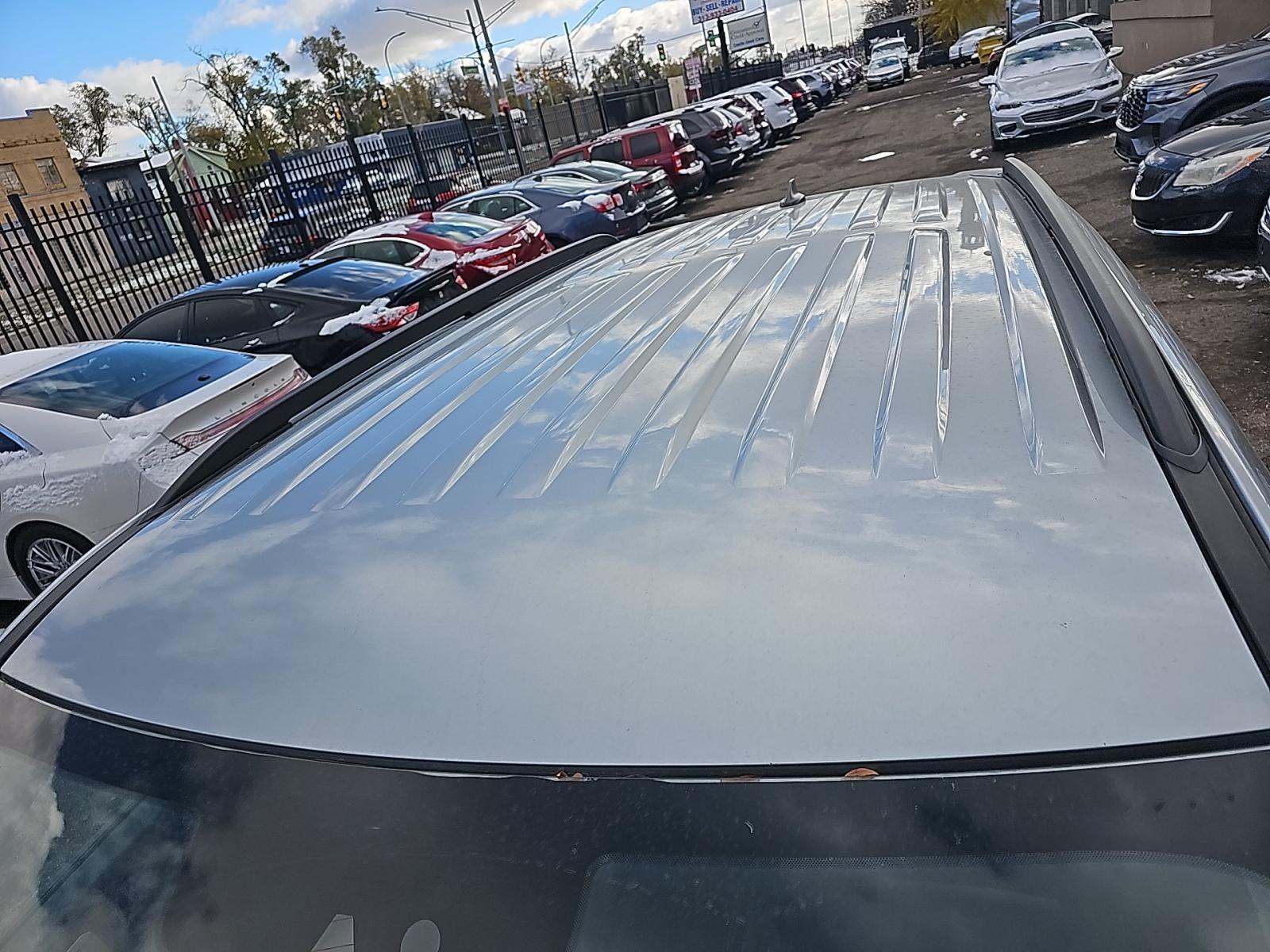 2023 Ford Explorer XLT AWD