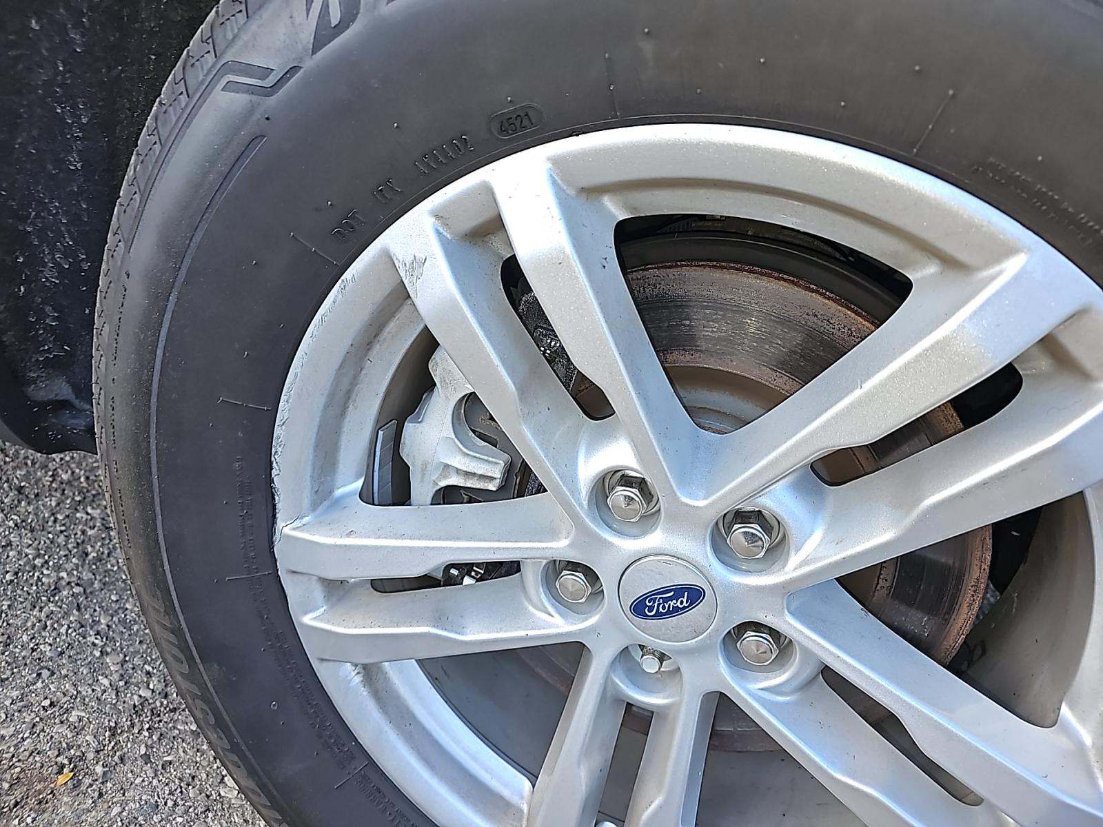 2023 Ford Explorer XLT AWD