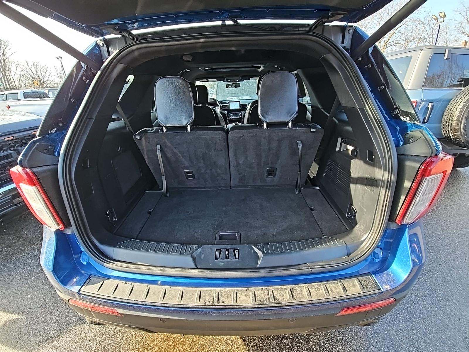 2023 Ford Explorer ST-Line AWD