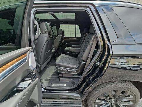 2025 Cadillac Escalade Sport Platinum AWD