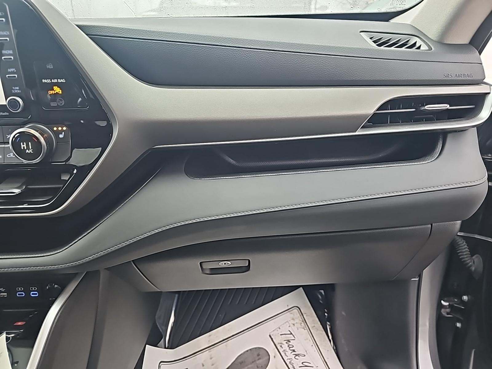 2022 Toyota Highlander Hybrid XLE AWD