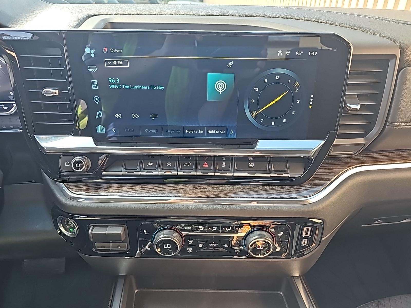 2024 Chevrolet Silverado 1500 RST AWD