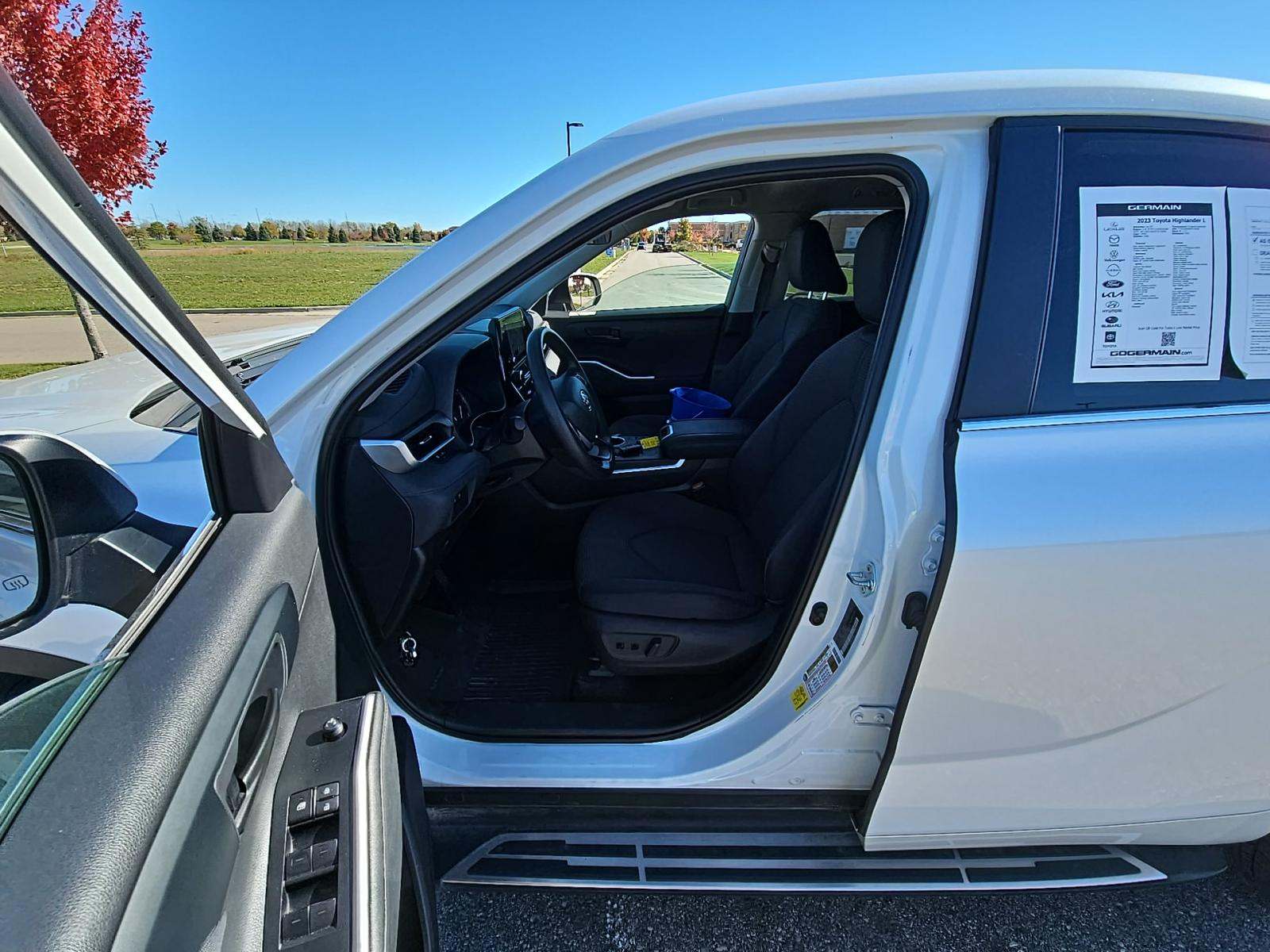 2023 Toyota Highlander L FWD