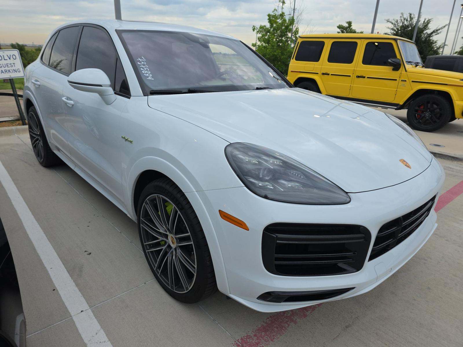 PORSCHE CAYENNE - 4