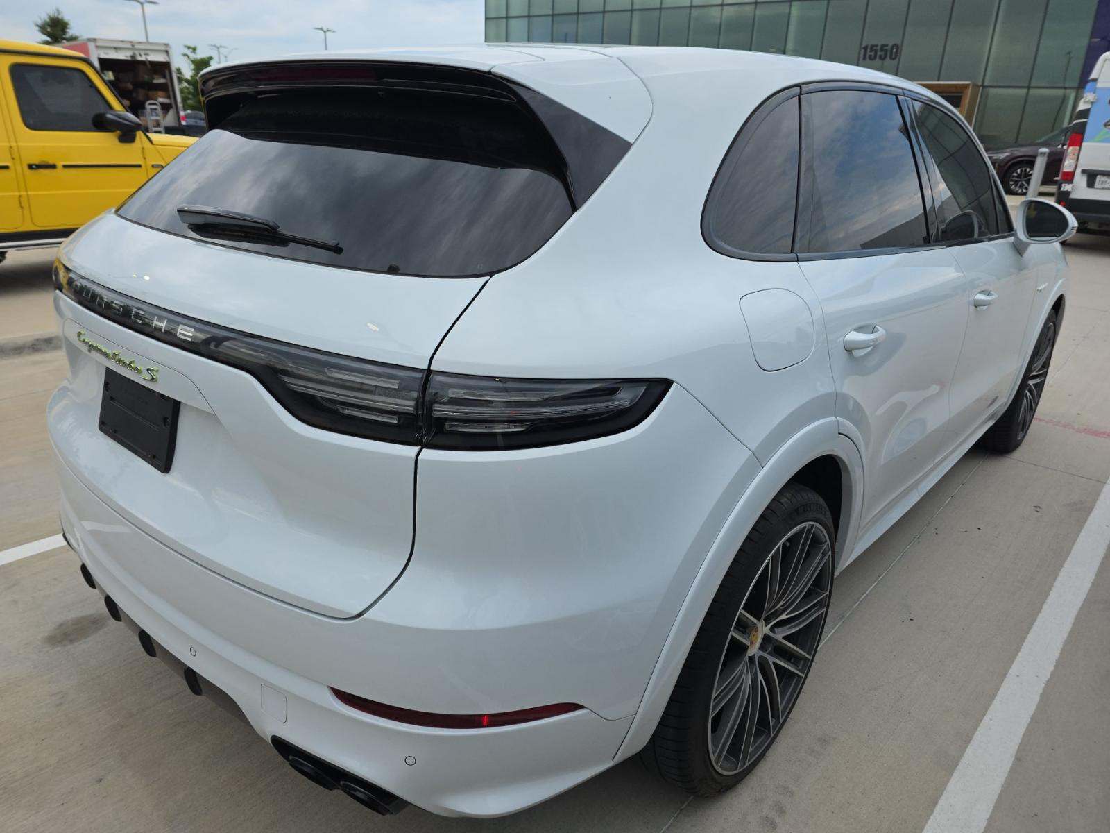 PORSCHE CAYENNE - 3