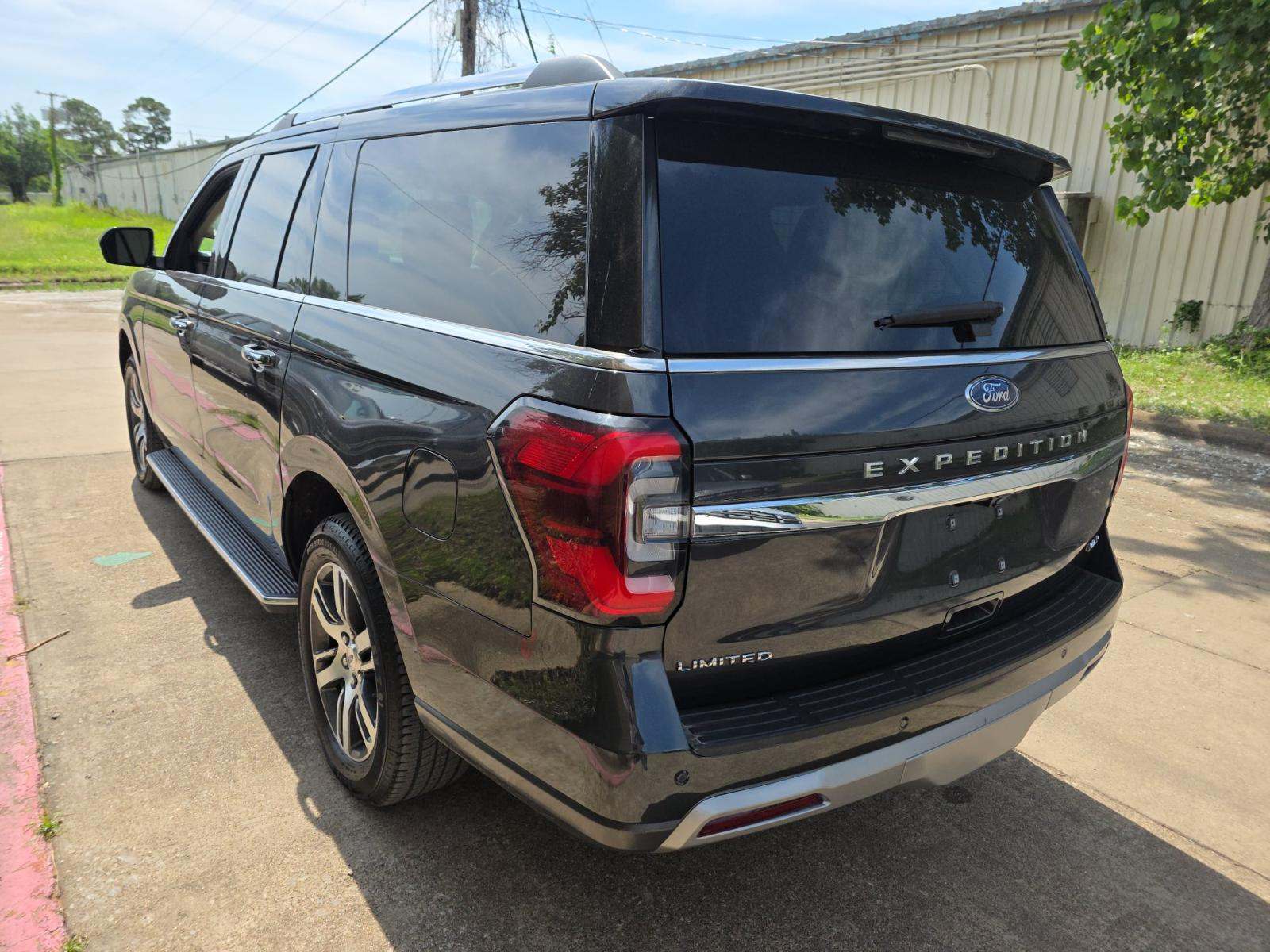 FORD EXPEDITION MAX - 2