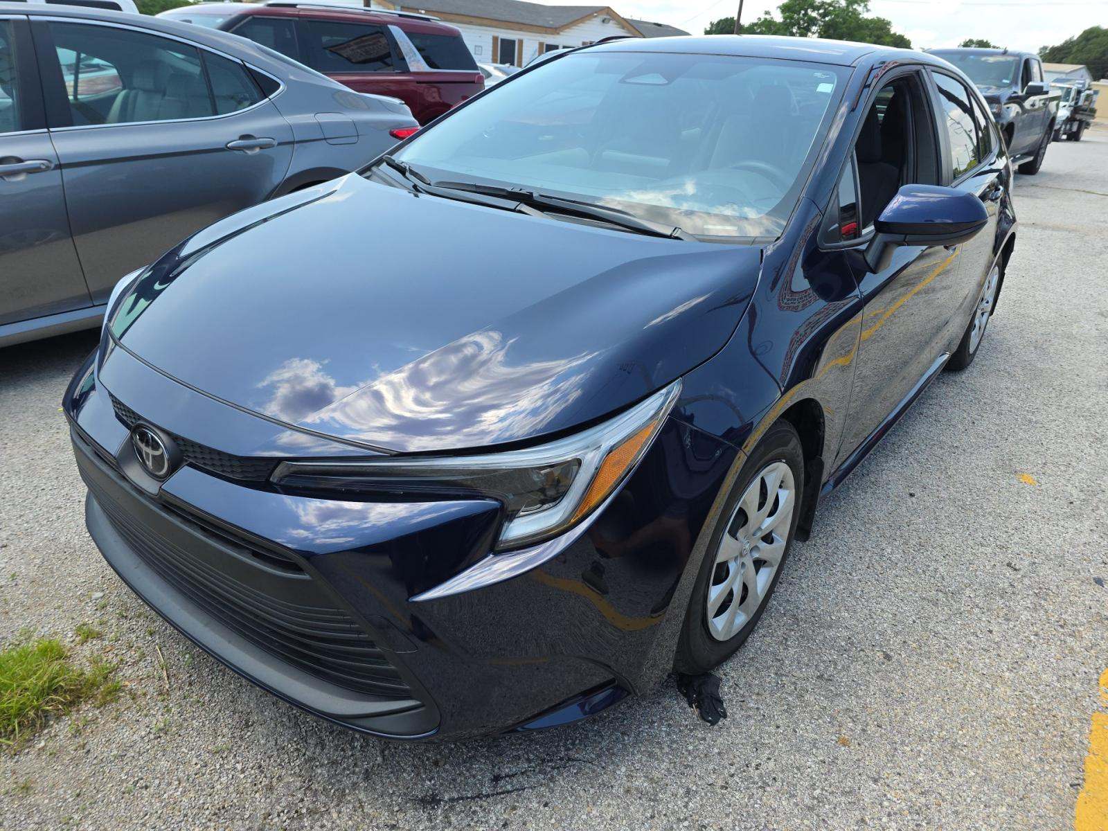 2026 Toyota Corolla Hybrid LE FWD