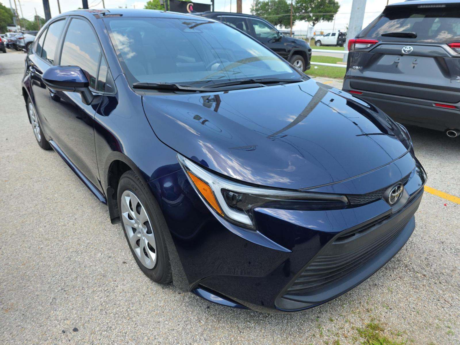 2026 Toyota Corolla Hybrid LE FWD
