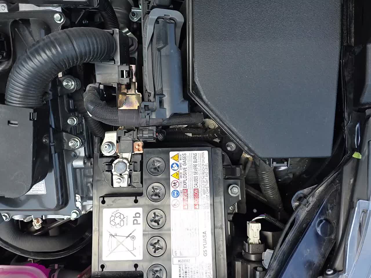 2026 Toyota Corolla Hybrid LE FWD