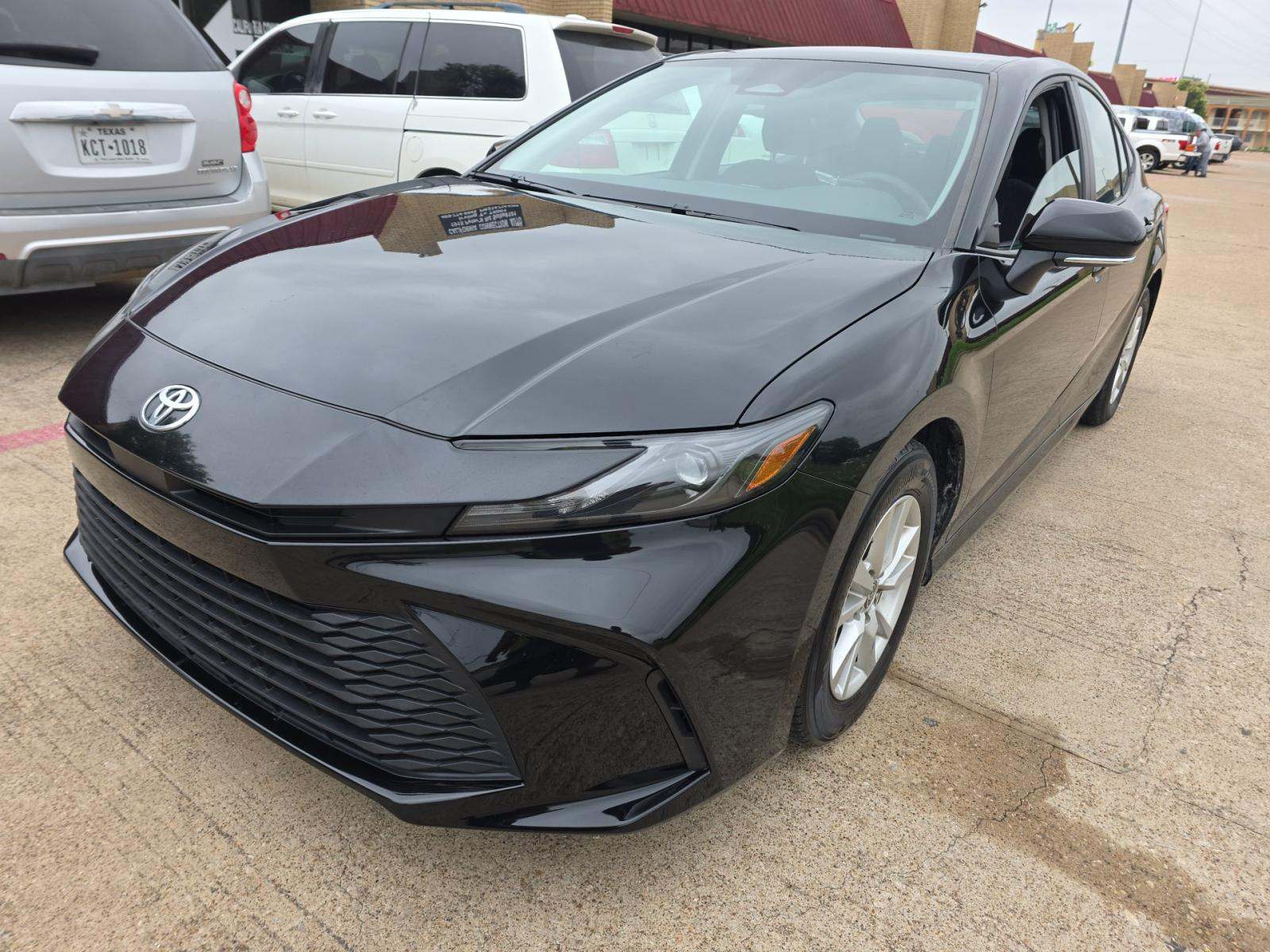 TOYOTA CAMRY - 1