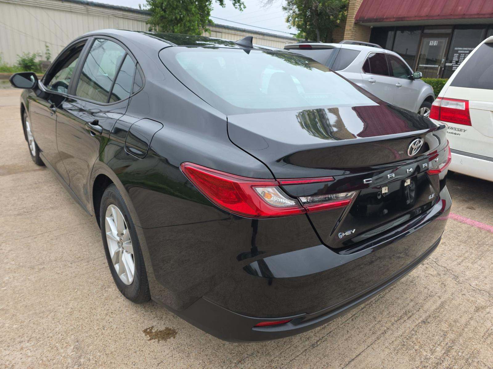 TOYOTA CAMRY - 2