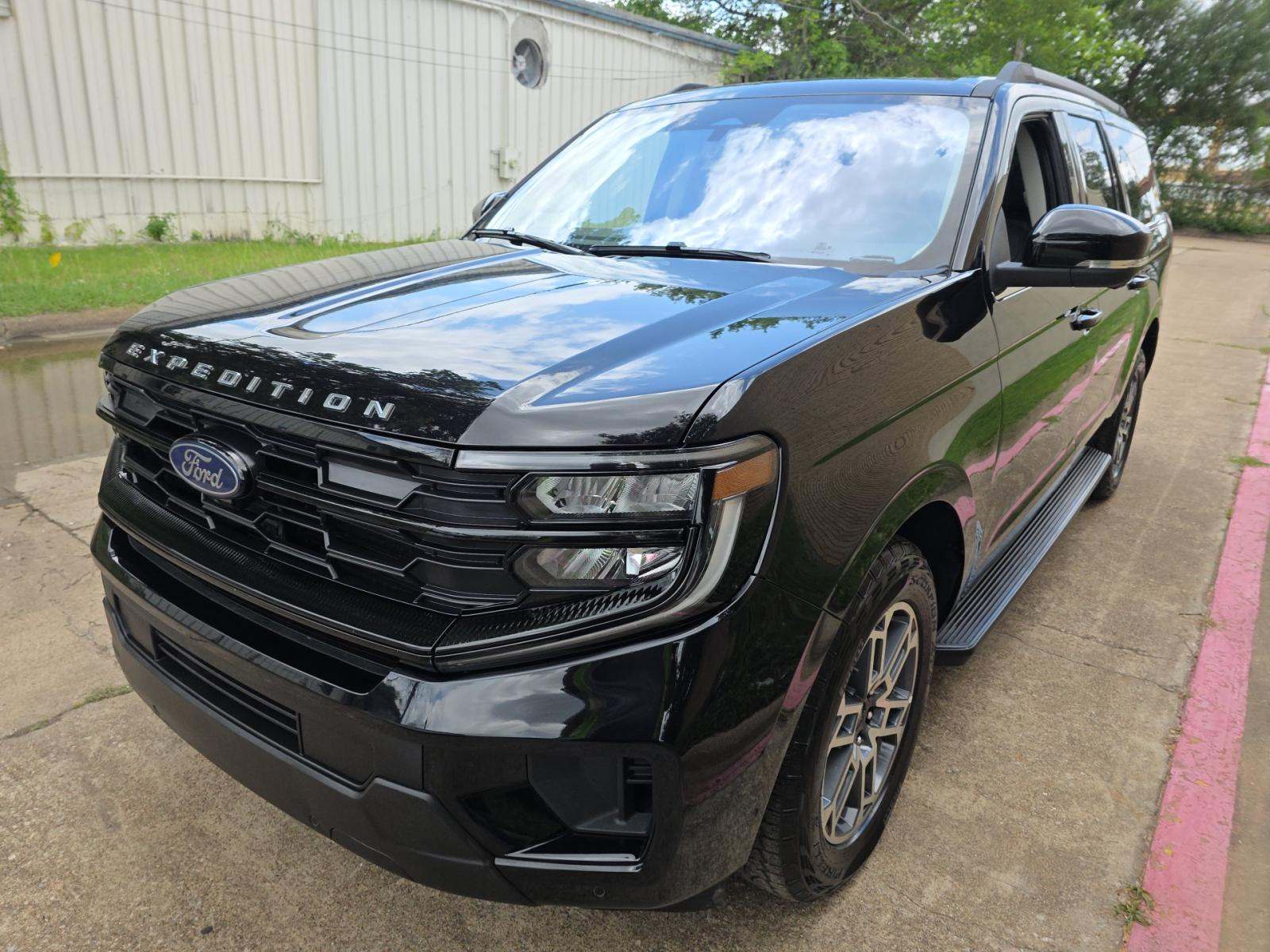 FORD EXPEDITION MAX - 1