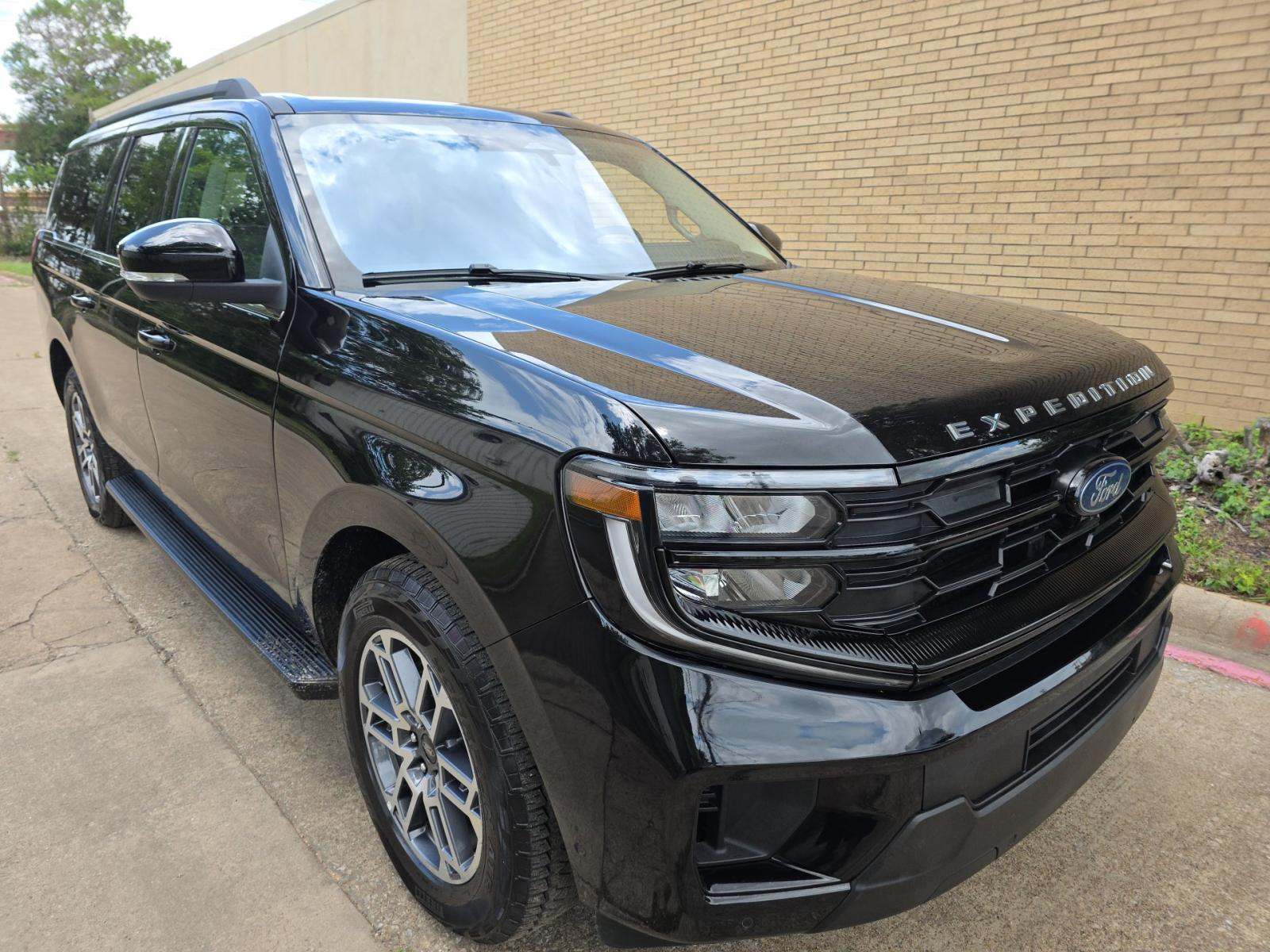 FORD EXPEDITION MAX - 4