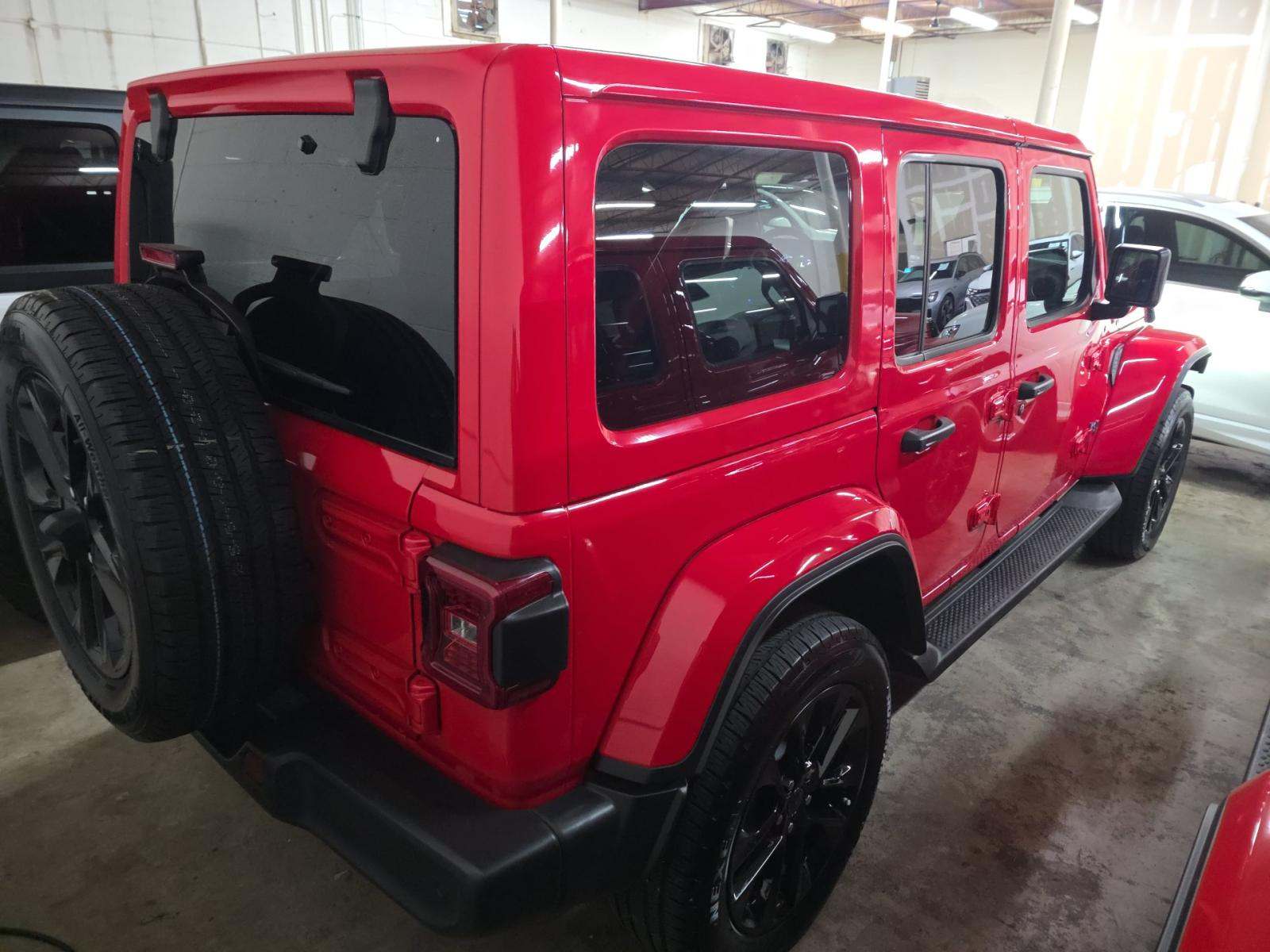 2025 Jeep Wrangler 4xe Sahara AWD