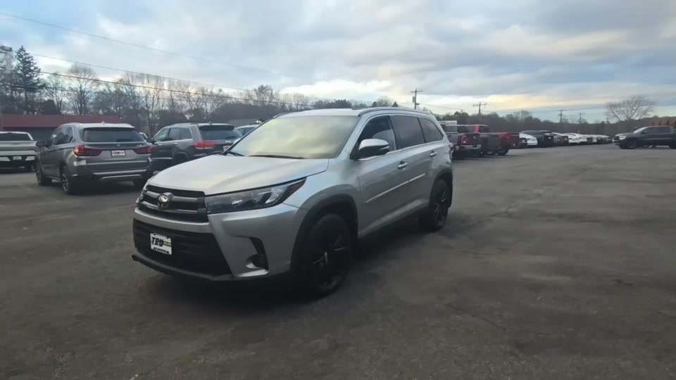 2019 Toyota Highlander SE