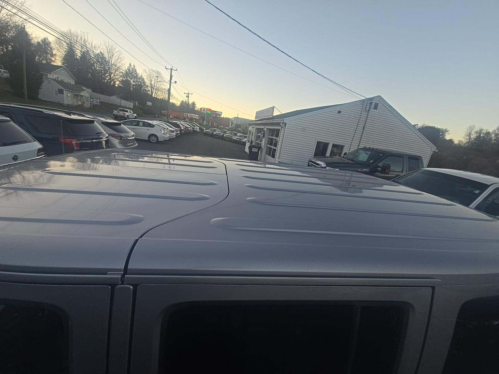 2016 Jeep Wrangler Unlimited Sahara AWD