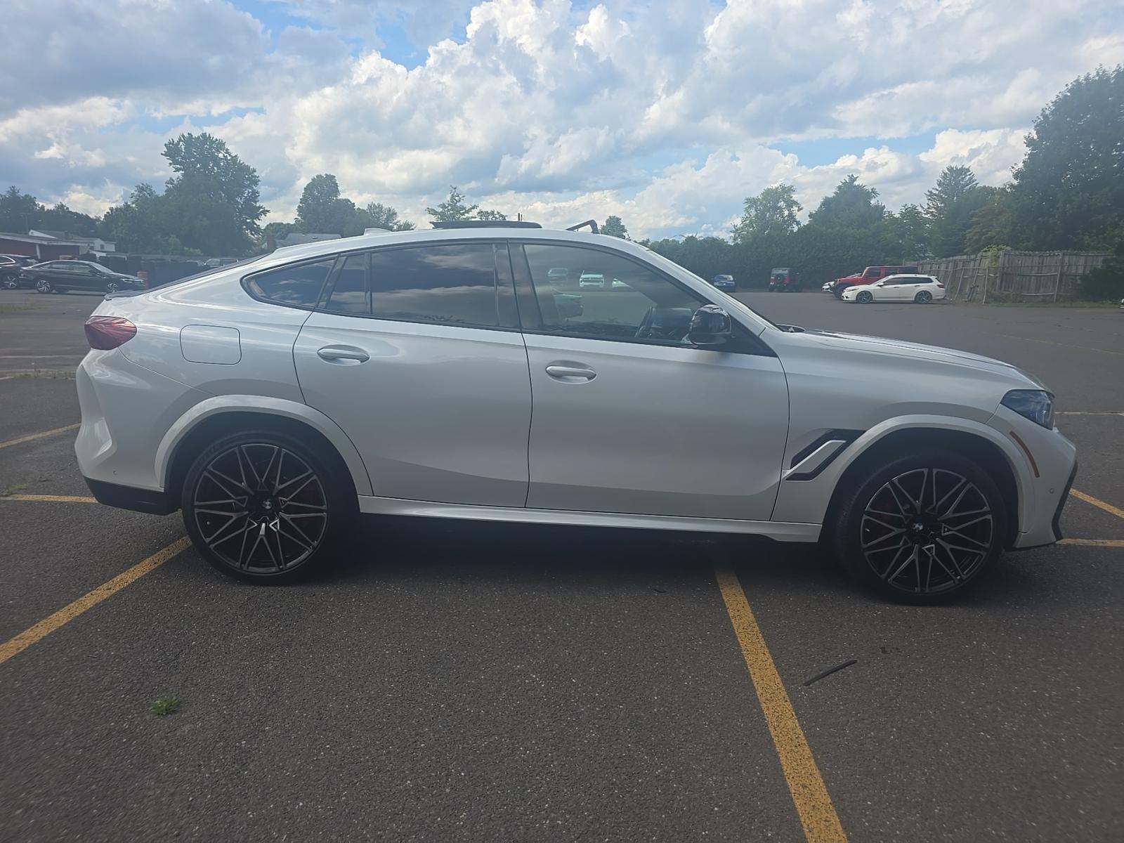2022 BMW X6 M Base AWD