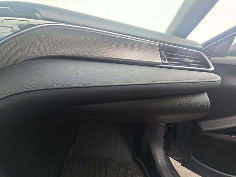 2018 Toyota Camry SE FWD