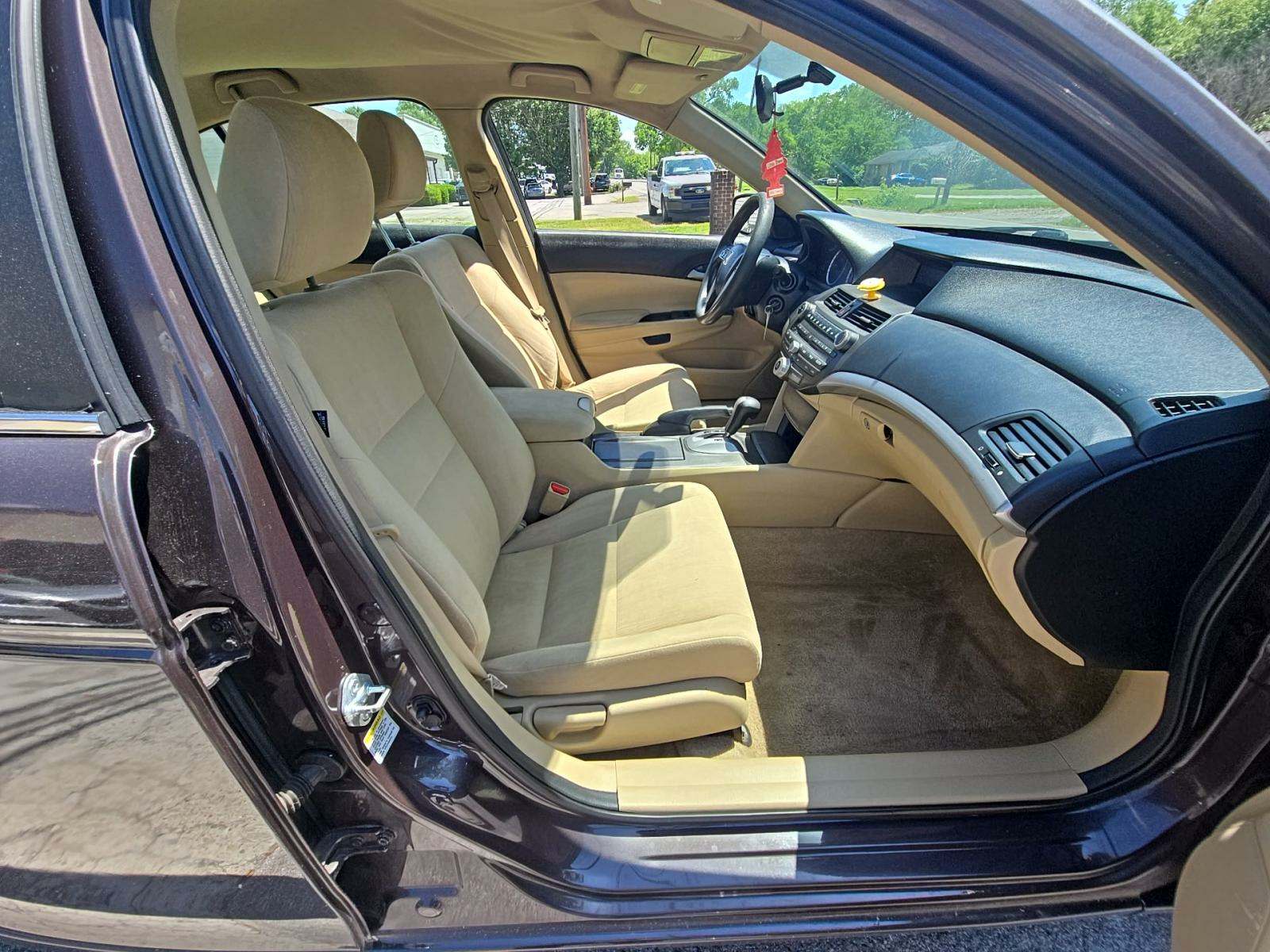 2011 Honda Accord LX FWD