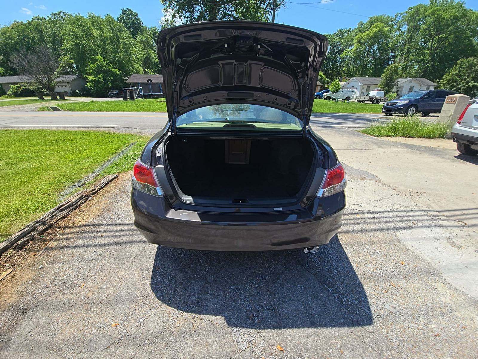 2011 Honda Accord LX FWD