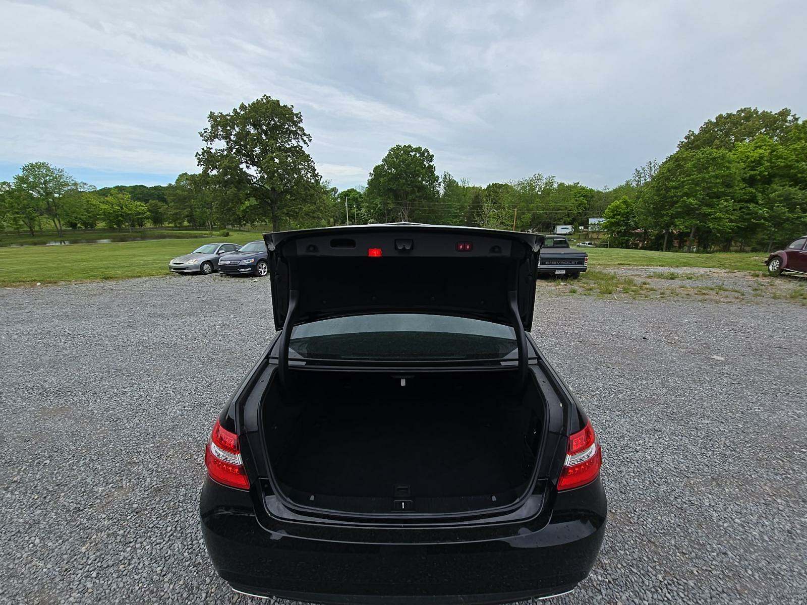 2013 Mercedes-Benz E-Class E 350 BlueTEC RWD