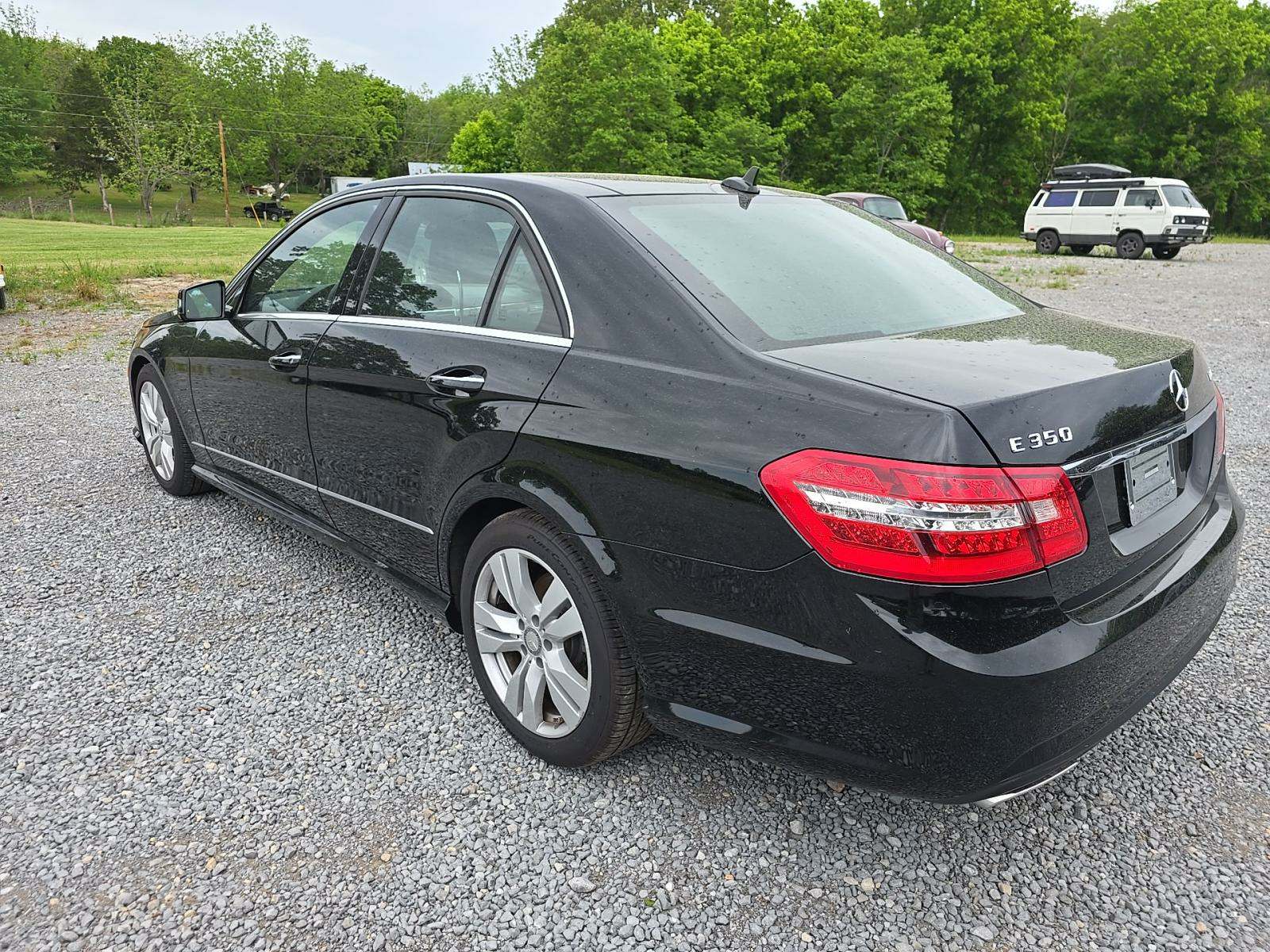 2013 Mercedes-Benz E-Class E 350 BlueTEC RWD