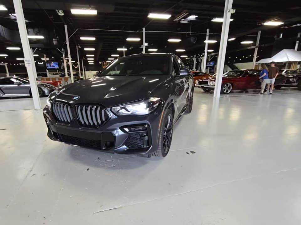 2022 BMW X6 xDrive40i AWD