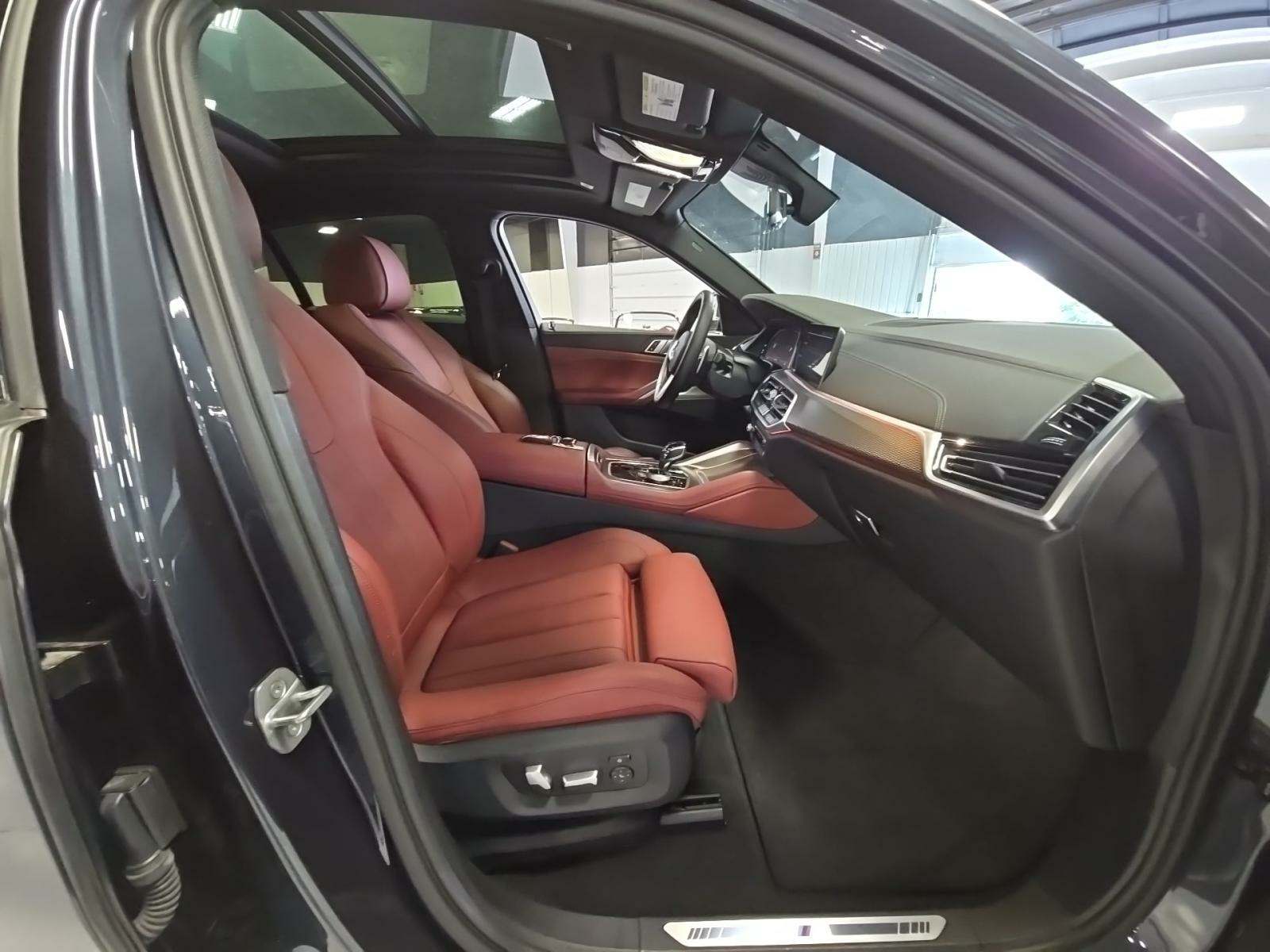 2022 BMW X6 xDrive40i AWD