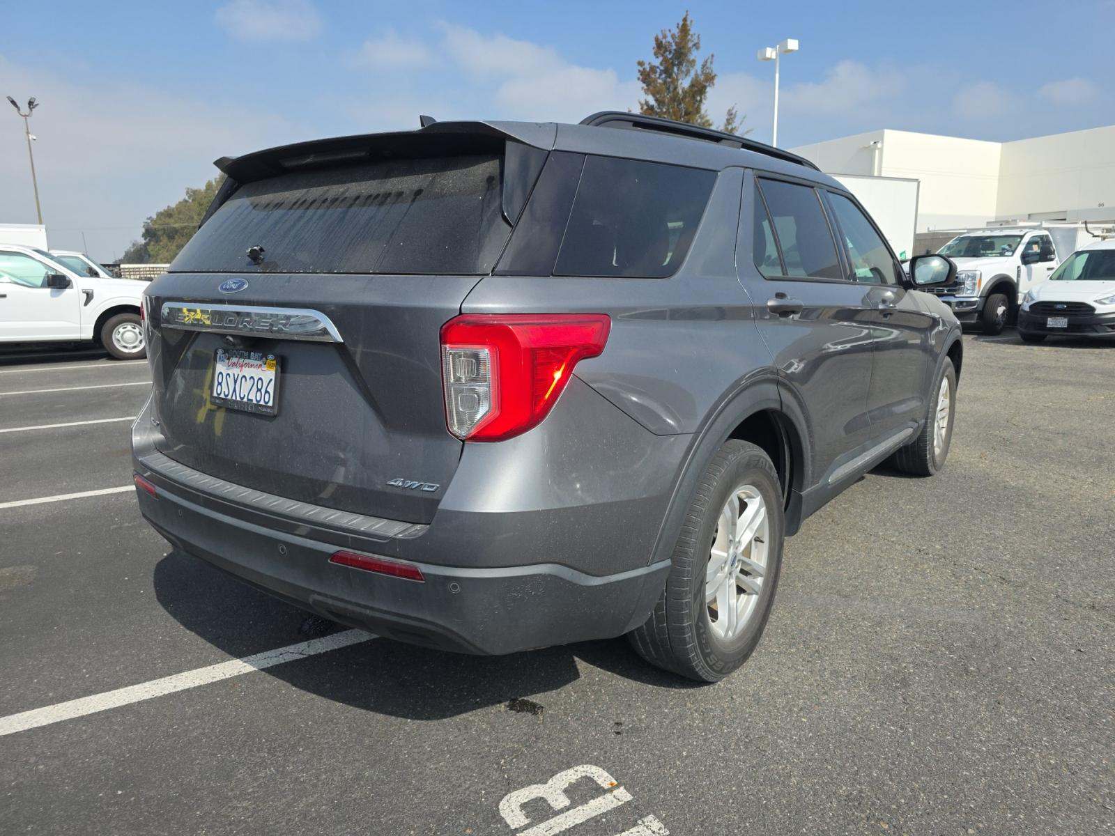 FORD EXPLORER - 4