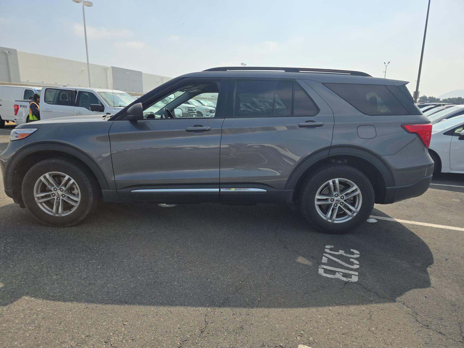 FORD EXPLORER - 2