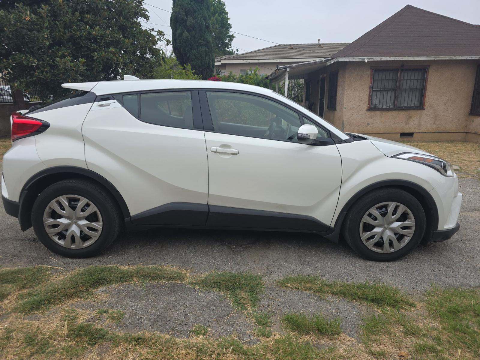 2019 Toyota C-HR LE FWD