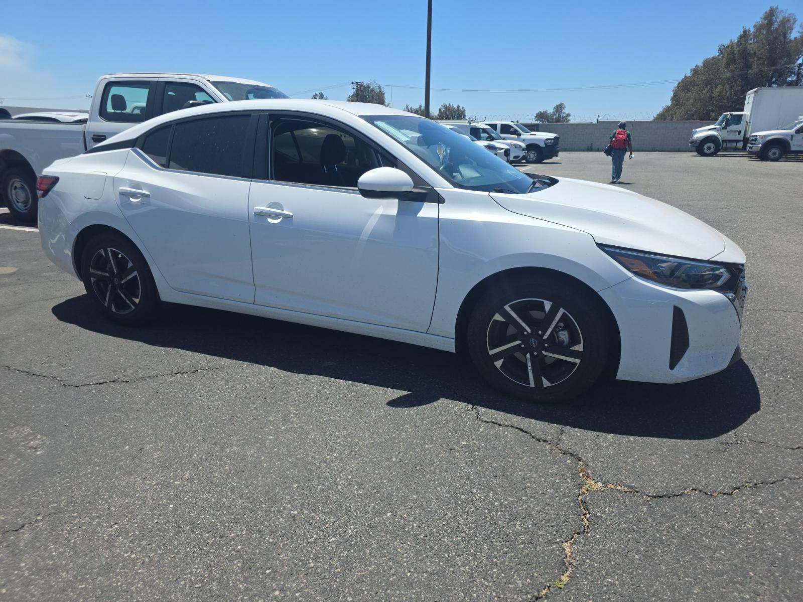 NISSAN SENTRA - 4