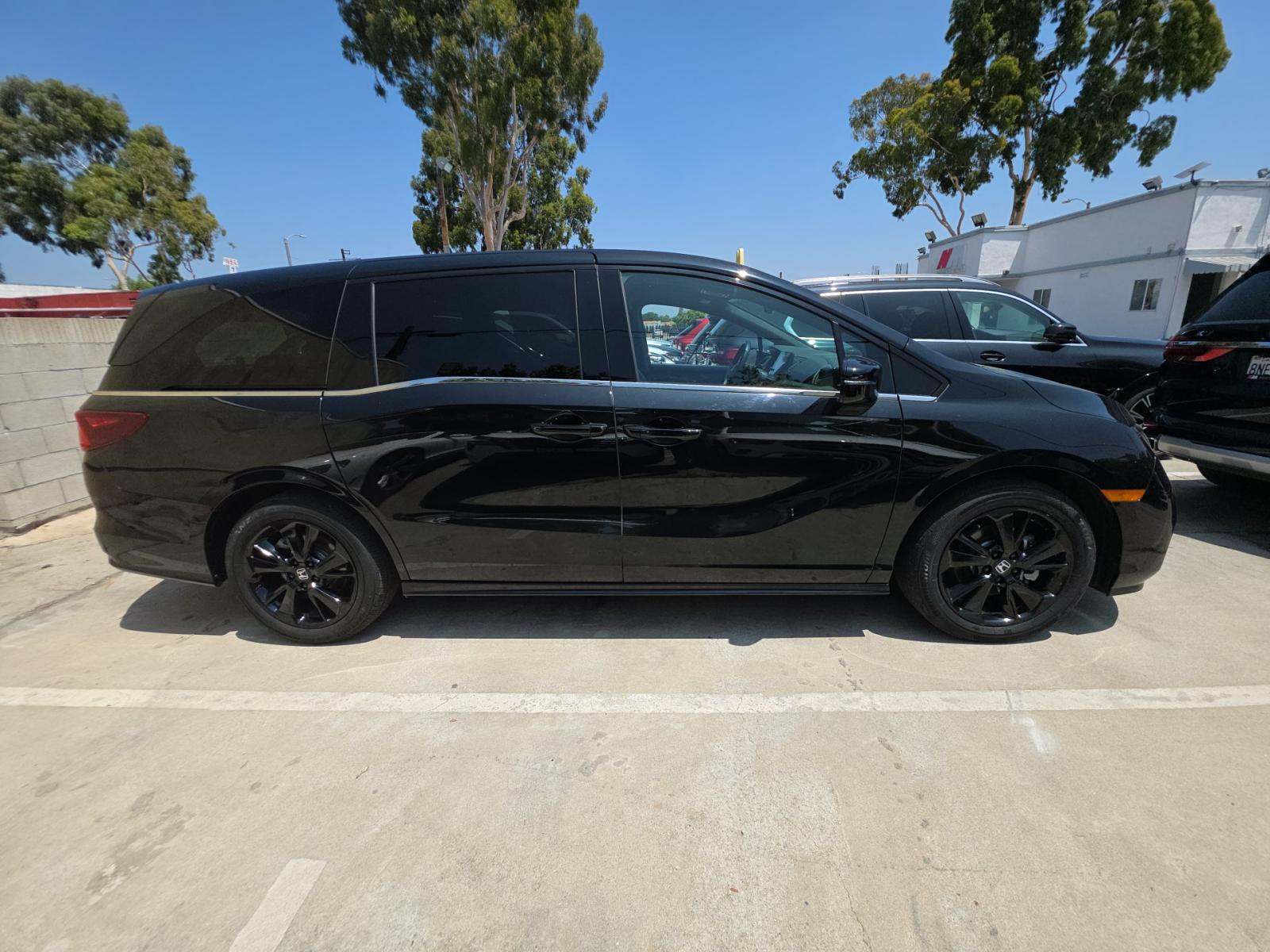 2024 Honda Odyssey Sport FWD