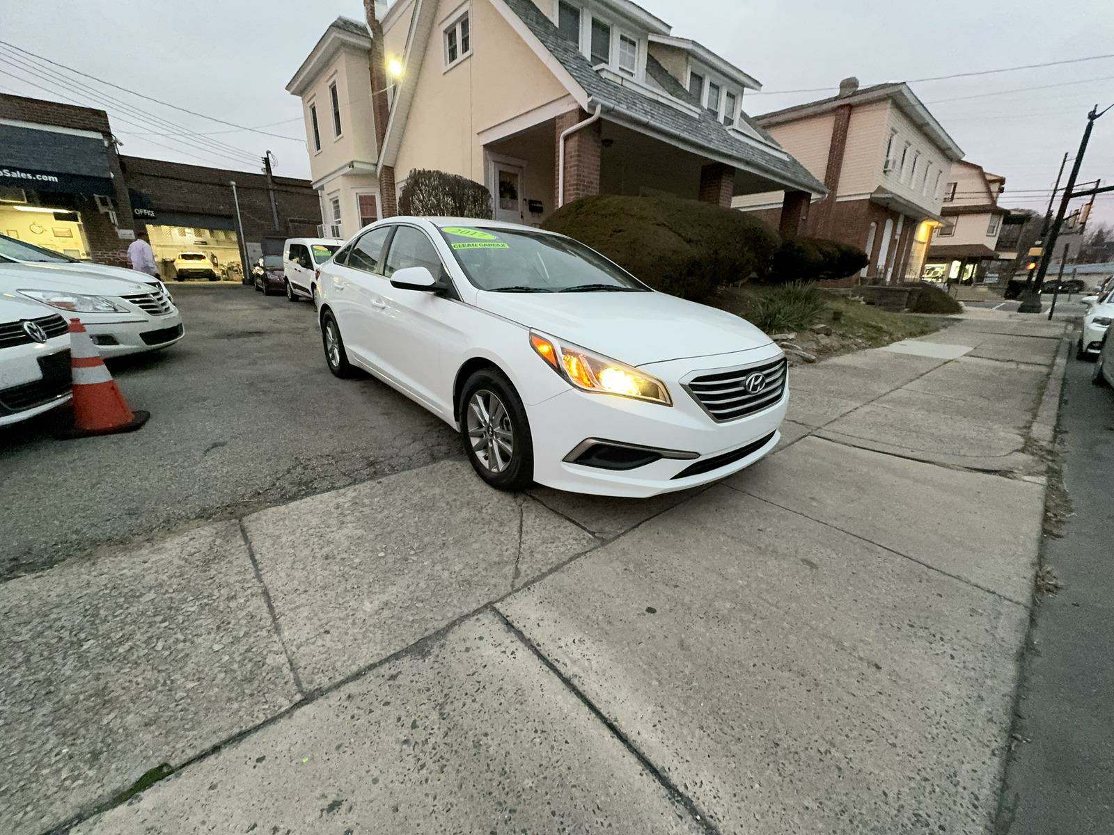 2017 Hyundai Sonata SE FWD