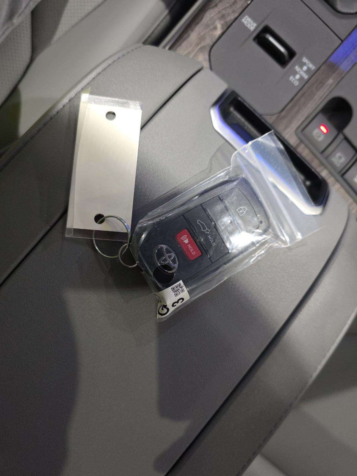 TOYOTA HIGHLANDER - 4