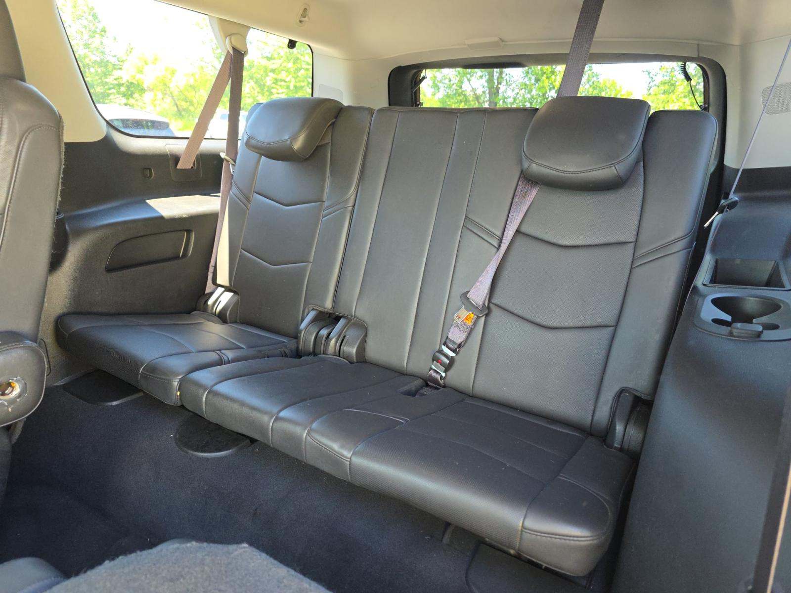 2017 Cadillac Escalade ESV Luxury AWD