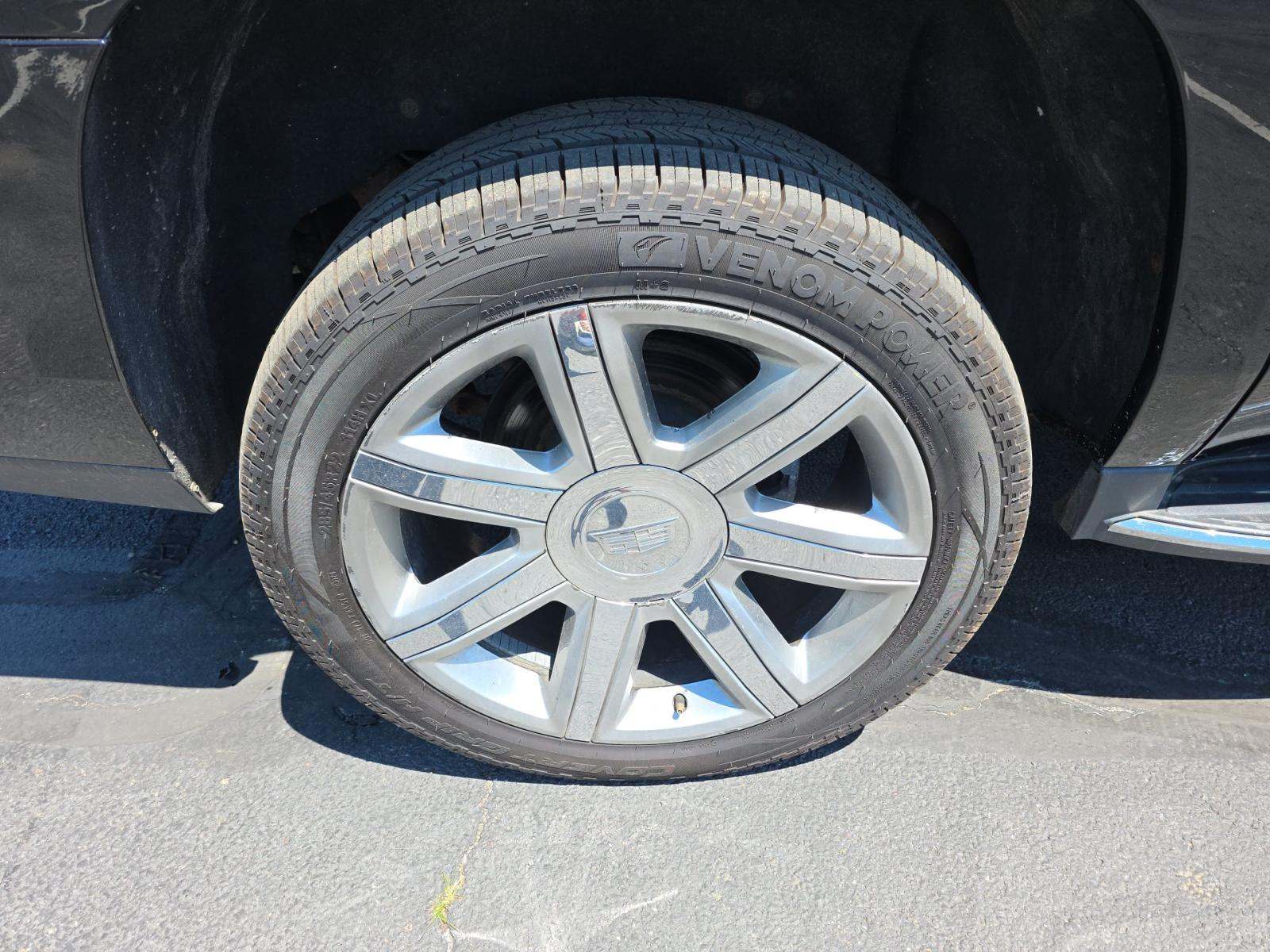 2017 Cadillac Escalade ESV Luxury AWD