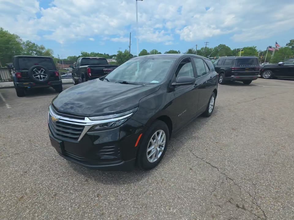 2022 Chevrolet Equinox LS FWD